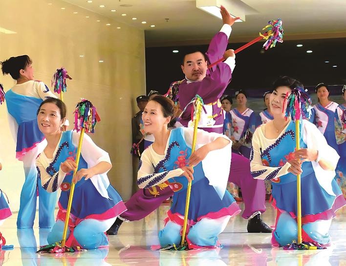 Ancient dance thrives among young performers in Taizhou